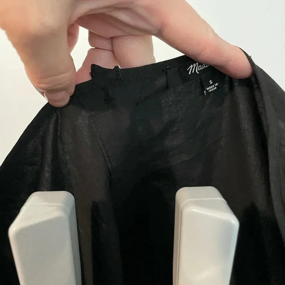 Madewell Item NL647 Plus Poplin Puff-Sleeve Cutout Crop Top size small - black - Picture 5 of 11